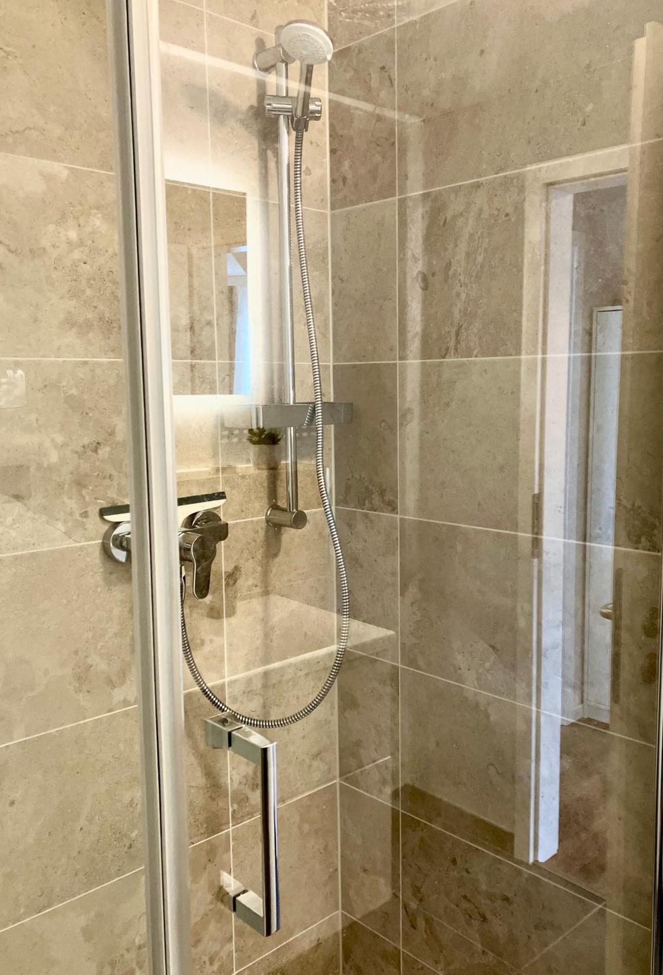 Airport Business Apartment Norderstedt Bagian luar foto